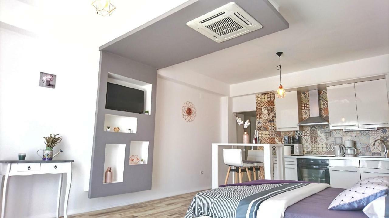 Studio Apartment "Brigita",Parking With Gate 리예카 외부 사진