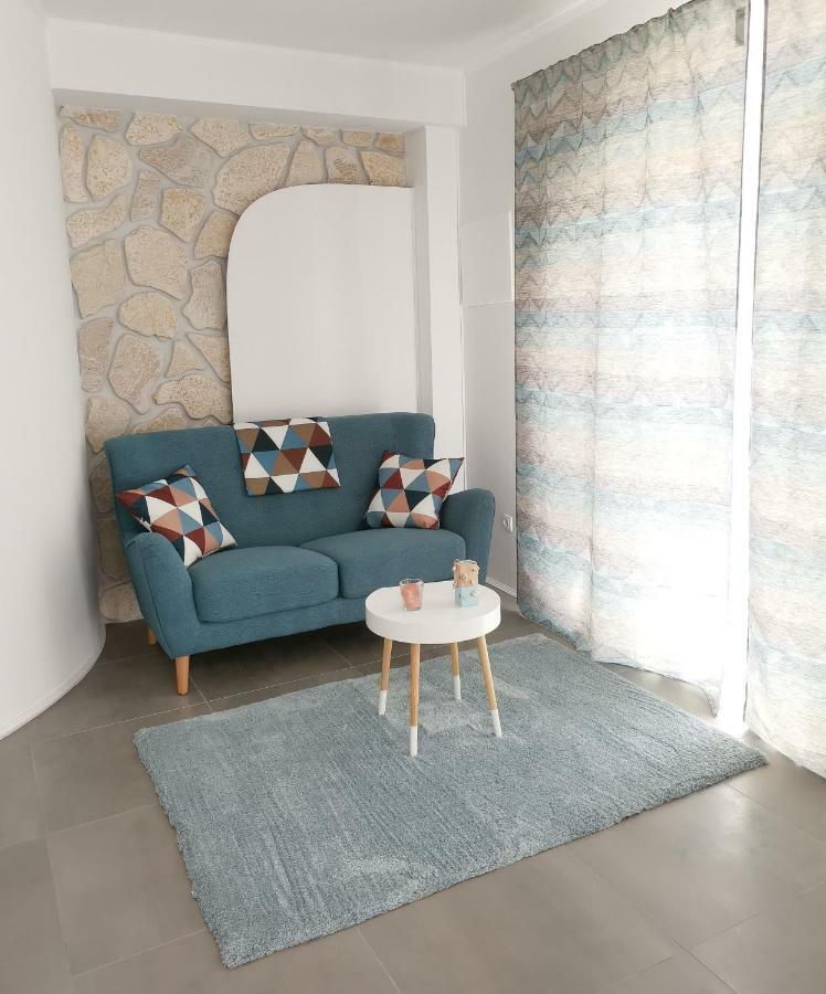 Studio Apartment "Brigita",Parking With Gate 리예카 외부 사진